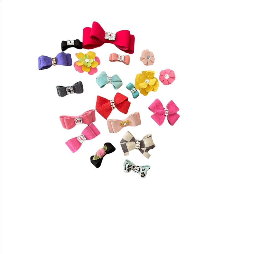 Susan Lanci Dog Bows 19 items